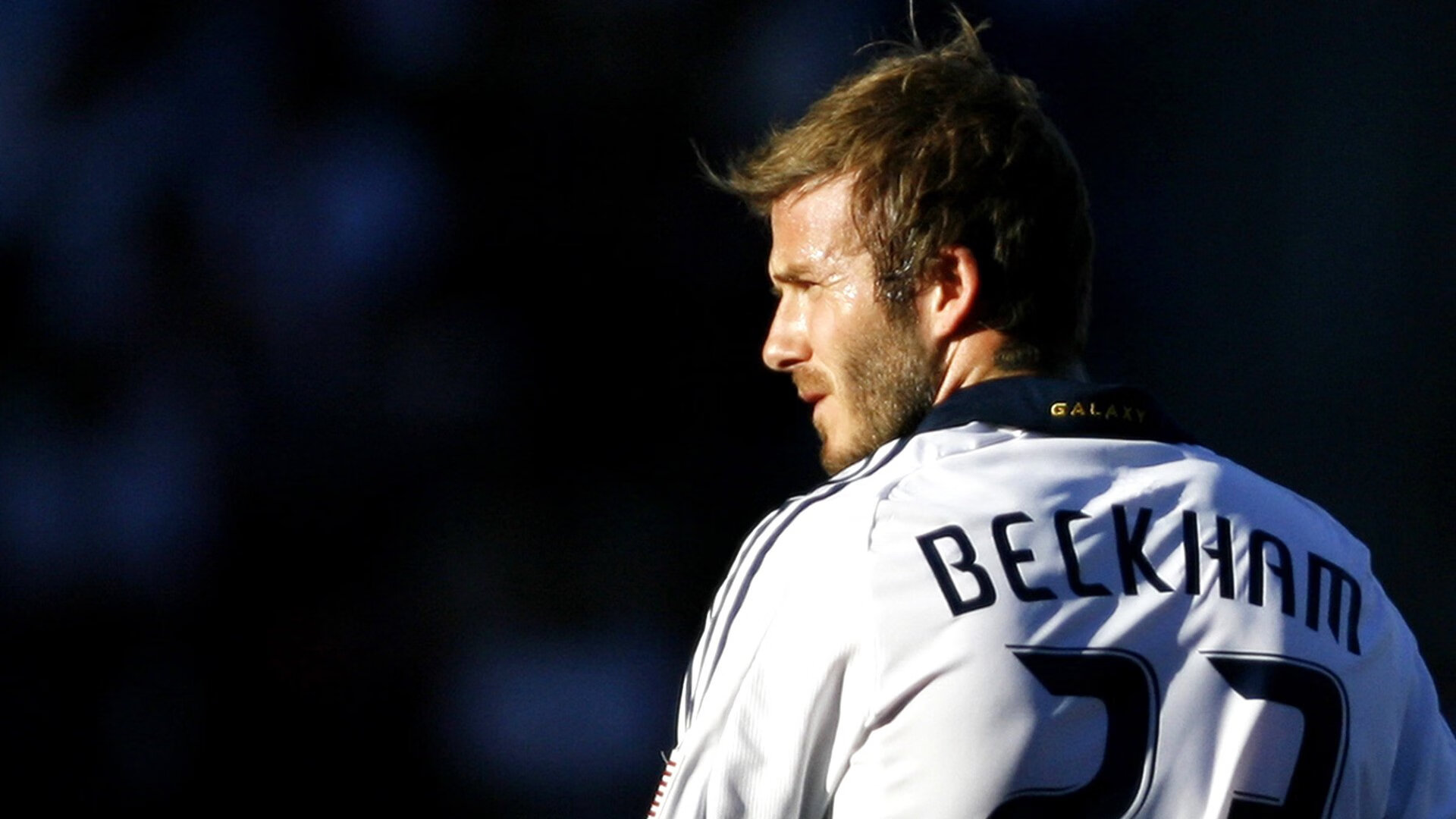 丁俊晖社交账号晒出训练花絮视频,丁俊晖日常训练