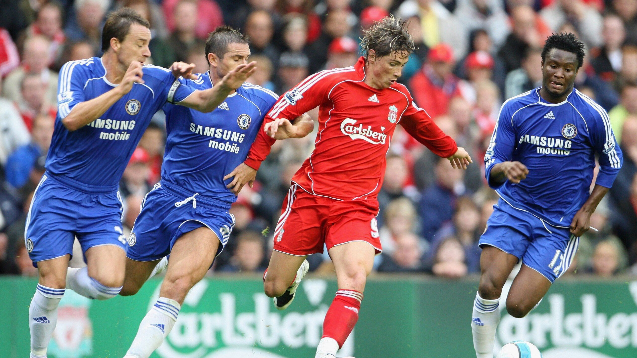 女子英格兰橄榄球队强势崛起吸引社交媒体关注，lfl女子橄榄球roberts